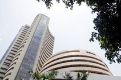 Equities open weak, stay red on global cues