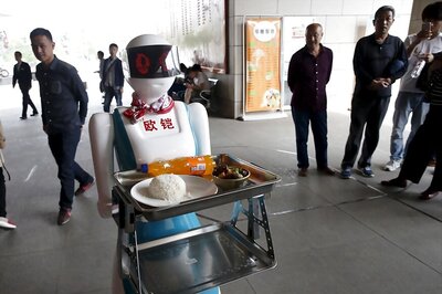 Fear Of Losing Jobs To Machines Growing With Rise Of AI: Study