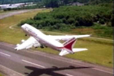 Kolkata bound Jetlite flight makes emergency landing