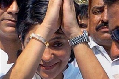 Priya Dutt fails to file nomination papers