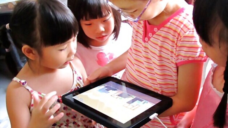Tablets, notebooks for students at Rs 25 only