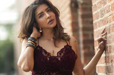 Actress Lakshmi Manchu Looks Hotter Than Ever In Bralette And Denim