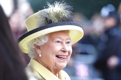 Queen Elizabeth a Descendant of Prophet Muhammad, Claims Report
