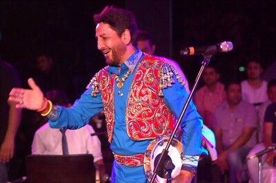 Photos: Punjabi icon Gurdas Maan mesmerises Delhi fans with his live performance
