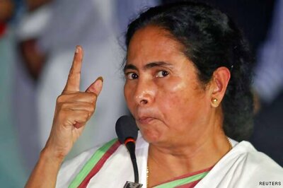 Don't create controversy over every act of Mamata's: Governor