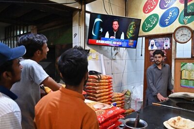 Petition Moved in Pak SC Against No-Confidence Motion on Eve of Imran Khan's Big Test, Alleges ‘Conspiracy’