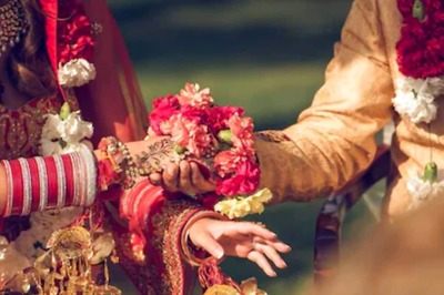 Video Of Elderly Man Marrying Younger Woman Leaves Internet Shocked