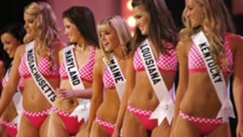In Pics: Teen‘y’-Weenies take the ramp for Miss USA