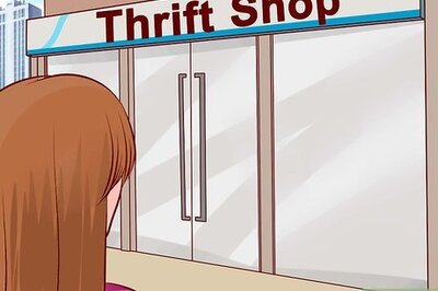 How to Dress Emo (for Girls)