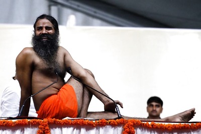 I am Single and Happy, Says Ramdev Talking About Success
