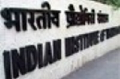 IIT-JEE 3rd ranker aims for civil services exam