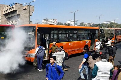 Good News For Delhiites: Book DTC Bus Tickets Via WhatsApp; Check Step-by-Step Process
