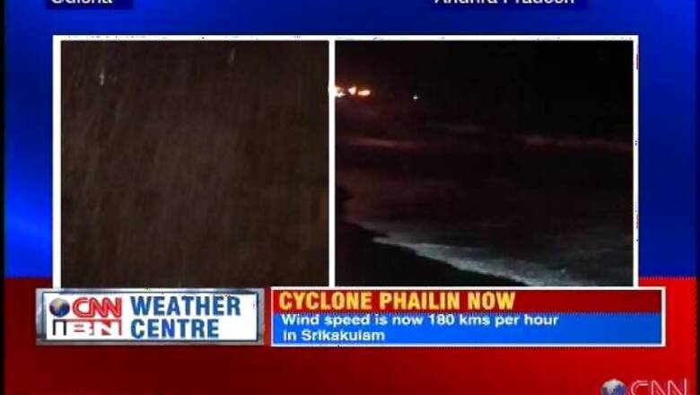 Odisha: Glass, wood, asbestos sheets fly in Gopalpur after cyclone Phailin hits coast