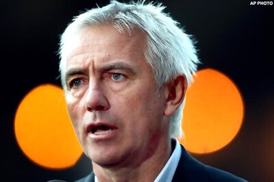 van Marwijk quits as Netherlands coach