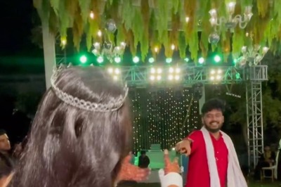 Nothing To See Here, Just A Surprise Dance Act By BFF Leaves Bride Overwhelmed