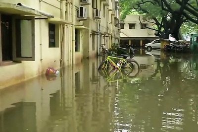 News18 Daybreak | 10 Killed, Schools & Colleges Shut after Heavy Downpour in Tamil Nadu and Other Stories You Need to Watch Out For