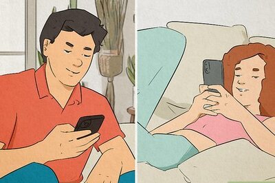 What an “Lmao” Text Means from a Girl and How to Respond to It