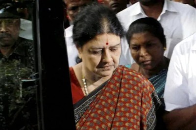 After Sasikala, Her Sister-In-Law and Cellmate Ilavarasi Tests Positive for Covid-19