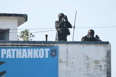 India issues visa to Pakistan's 5-member Pathankot attack probe team