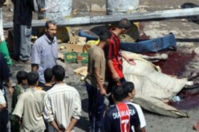 30 killed in café bombing in Iraq