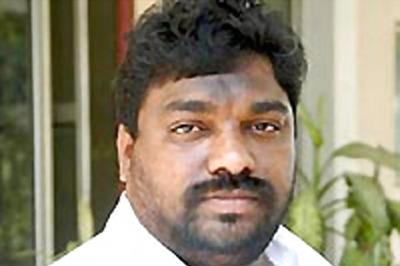 Natti Kumar takes on Kasthuri Raja for '3'