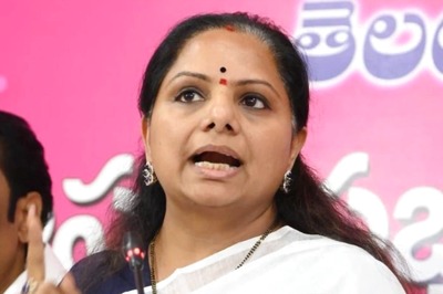 Summoned by CBI in Liquor Scam, Kavitha Meets KCR
