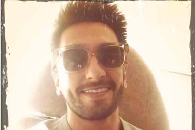 Ranveer Singh takes off to Paris for 'Befikre'