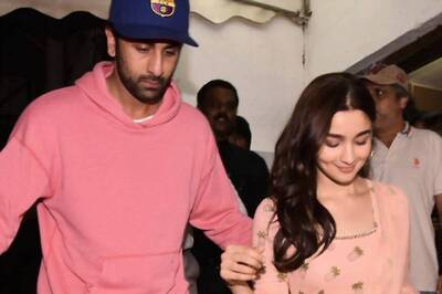 Alia Bhatt Hilariously Dodges Question on Dating Rumours With Ranbir Kapoor