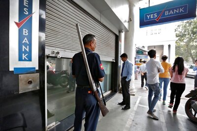 Yes Bank Continues to Drop; Down by 7% After Bhatt Resigns from Search Panel