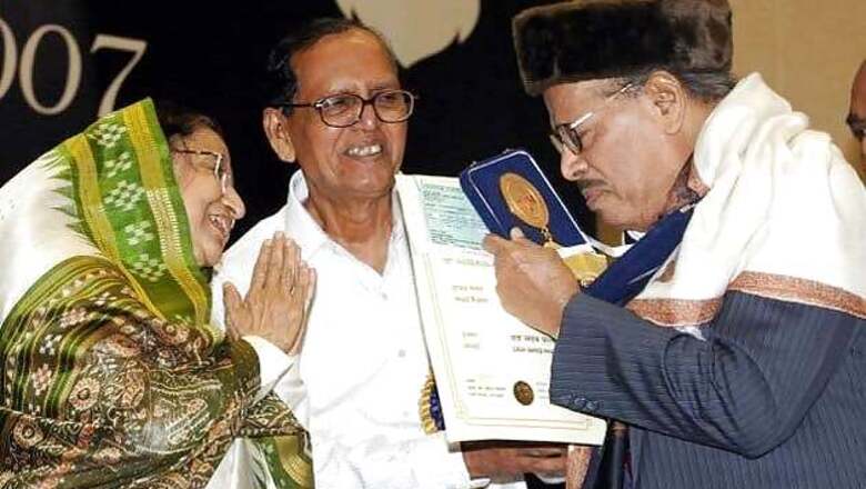 RIP Manna Dey: Narendra Modi, Amitabh Bachchan tweet condolences