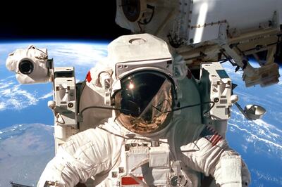 ‘Dad, Mom, I'm back!’: Chinese Astronauts Return to Earth After 90-day Mission