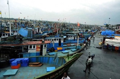 Cyclone Nilam: Karuna asks govt to take up relief work