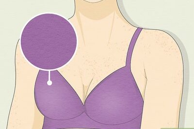 How to Get Rid of the Smell under Your Breasts