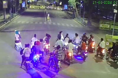 For Reels, 28 Bikers Seen Riding Bikes Dangerously Without Helmets In Lutyens' Delhi; Arrested