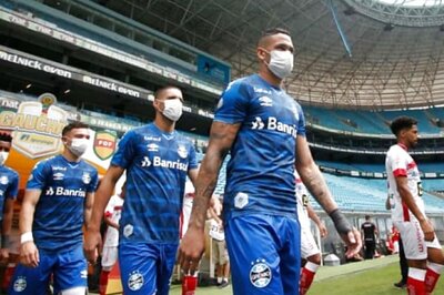 Fresh Questions Over Football Restart as New Research Says Players at Risk of Covid-19 Spread to Lungs