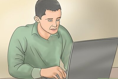 How to Become a Sports Announcer