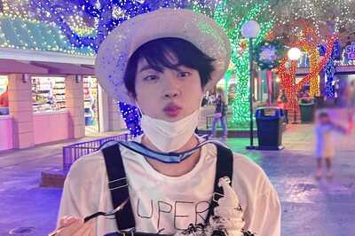 BTS Fan Calls Jin 'Worldwide Handsome,' Treats Singer to Ice Cream; Here's How K-pop Star Reacted