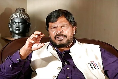 'No Need to Worry in Mumbai': Union Minister Ramdas Athawale Meets Kangana Ranaut