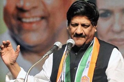 Political Leadership Absent to Deal with Covid-19, says Prithviraj Chavan