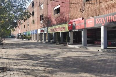 India's Huge Outsourcing Industry Struggles with Work-From-Home Scenario