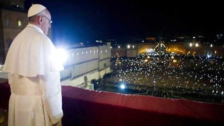 Vatican criticizes campaign against Pope Francis