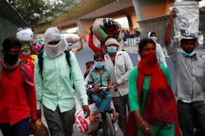 Maharashtra to Foot Travel Bill of Needy Migrant Labourers From CM Relief Fund