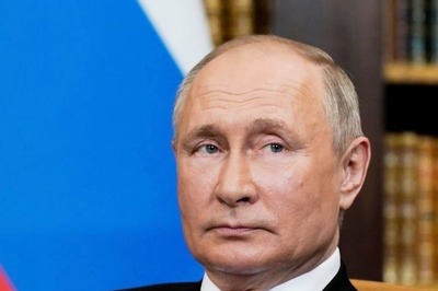 Putin Says 'Several Dozen' People in His Circle Have Coronavirus