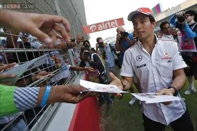 Rookie Magnussen set to replace Perez at McLaren