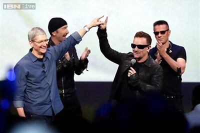 Apple offers users option to delete free U2 album following complaints