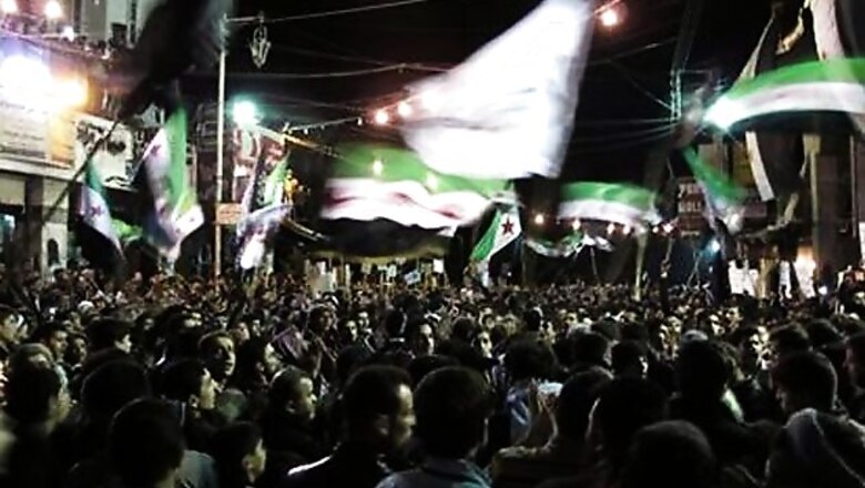 Syrian troops start pullout from some cities