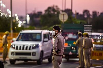 Brothers Roaming Without Mask in Lockdown Beat Up Policeman, Delhi HC Refuses to Quash FIR