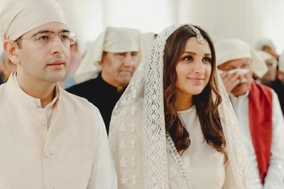 Parineeti Chopra's Dad Tears Up During Her Engagement With Raghav Chadha; See Photos