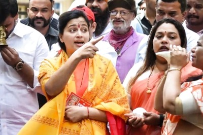 Mere Violation of Conditions Not Enough to Cancel Bail: Court Says While Rejecting Plea Against MP Navneet Rana, Husband