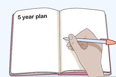 How to Become a Shoe Designer